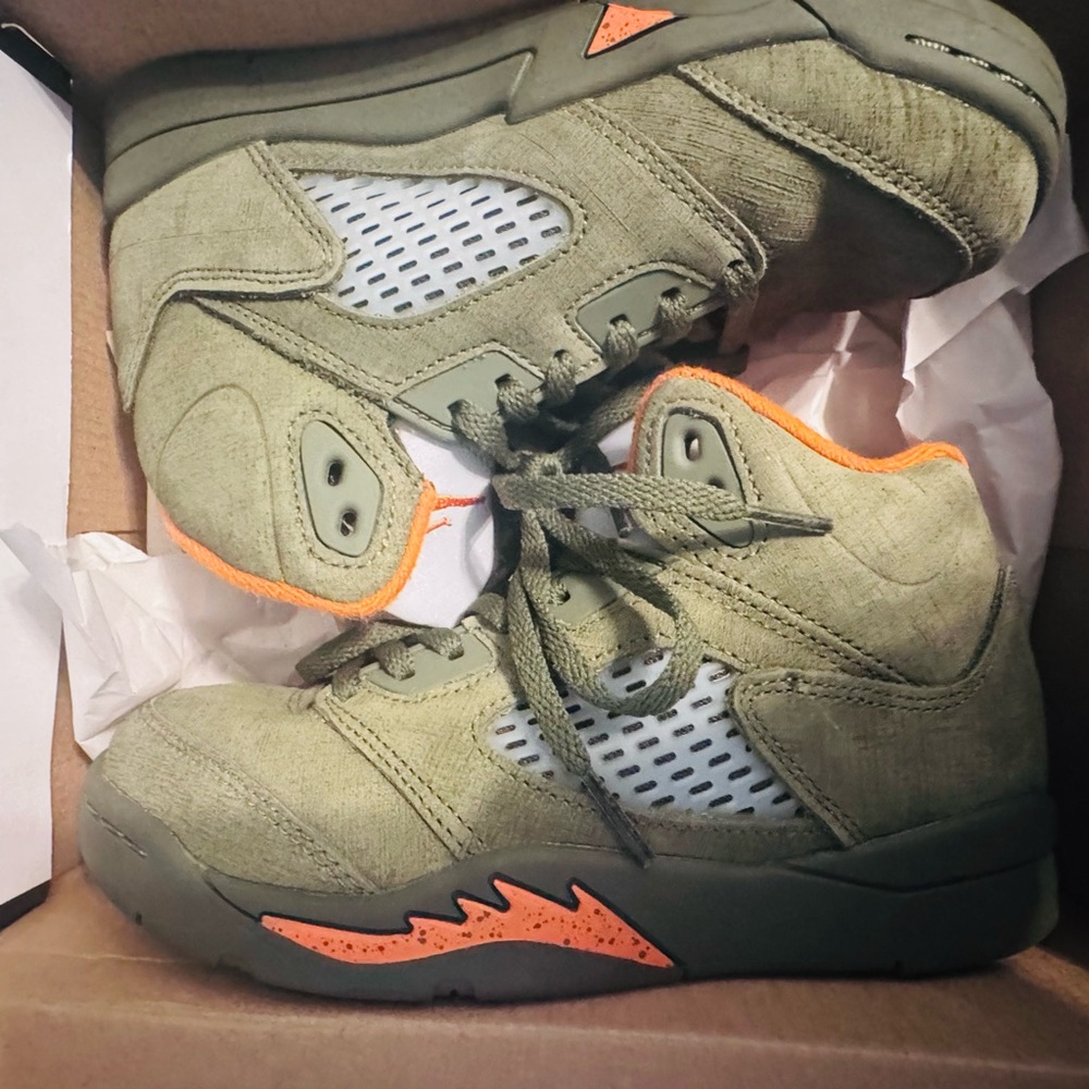 Jordan Retro Army green & orange (1.5) PS